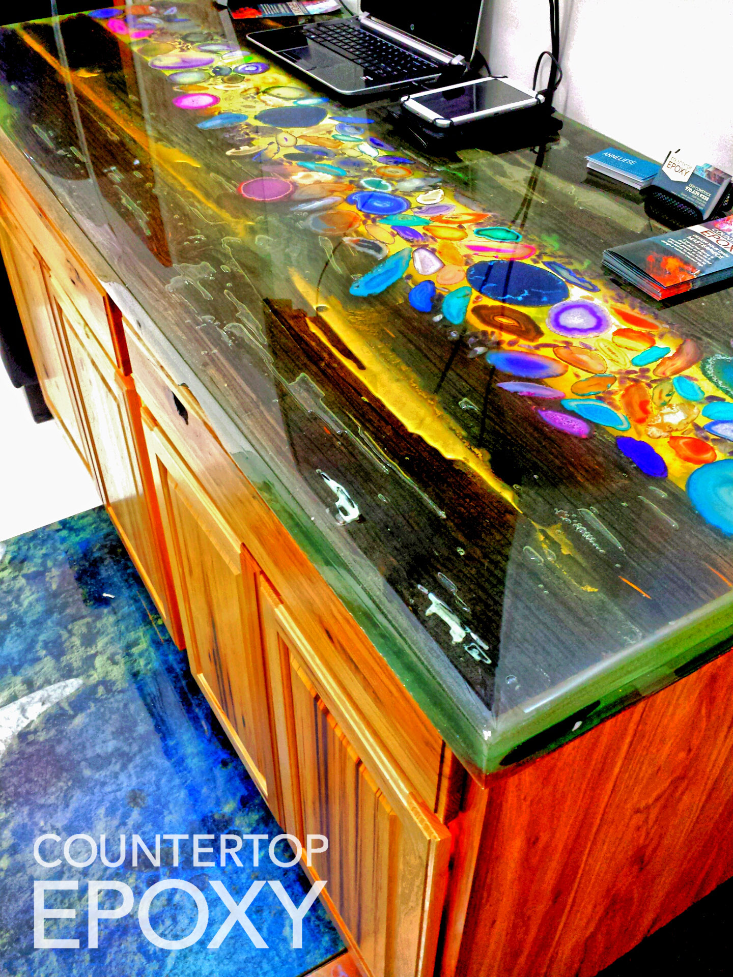 FX Poxy countertop epoxy over old wood and polished stone agates with led light backing