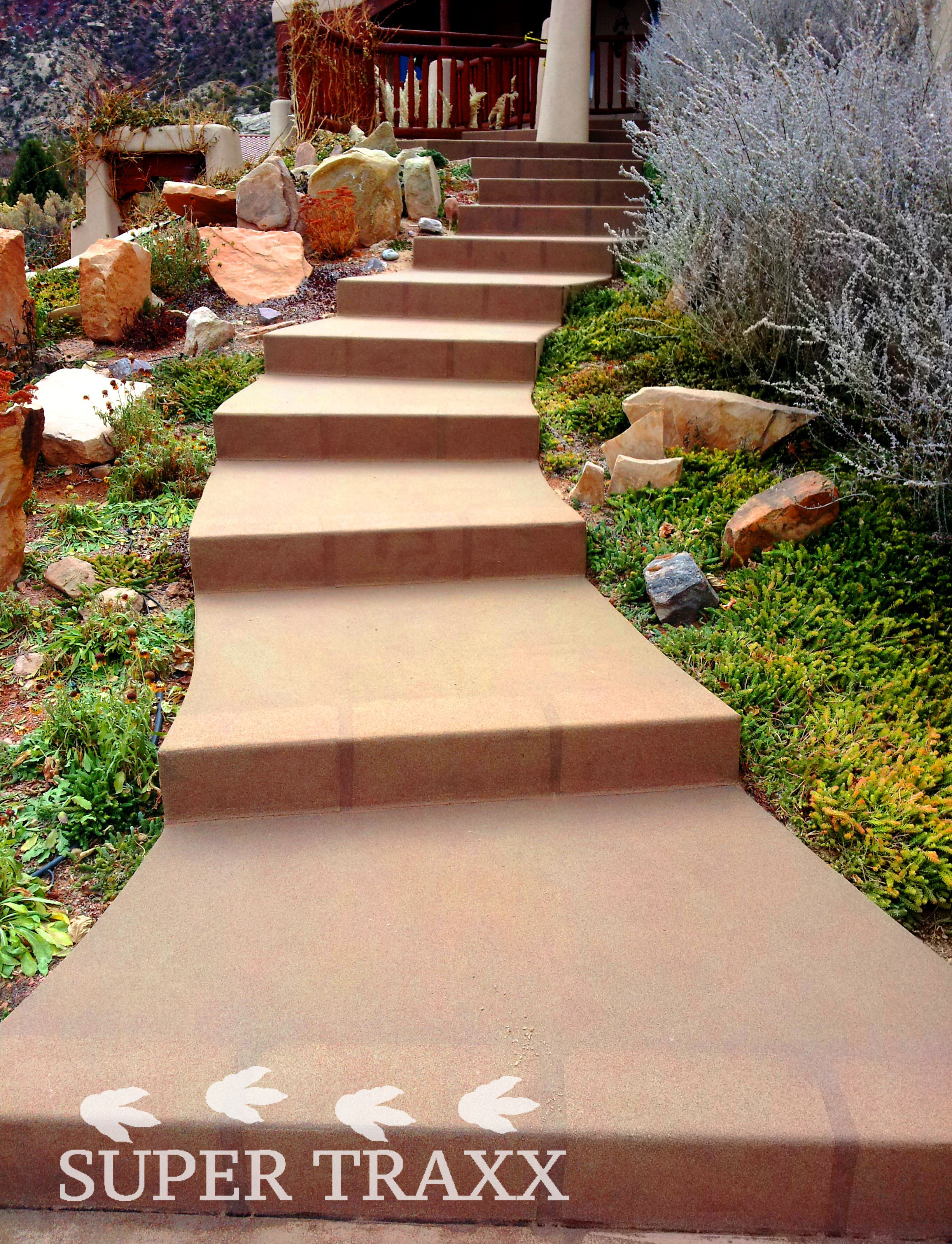 Super Traxx Outdoor Flexx quartz sanding on outdoor steps